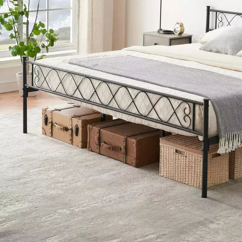 Cadre de lit moderne, plateforme de lit en métal avec tête et pied de lit, cadre de lit robuste avec espace de rangement de 34,8 cm sous le lit, montage facile, noir